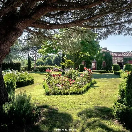 Maison Charmante A Avec Jardin Clos Nyaraló *