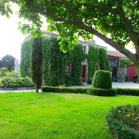 Maison Charmante A Avec Jardin Clos Nyaraló *