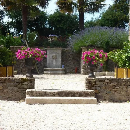 Maison Charmante à Avec Jardin Clos *